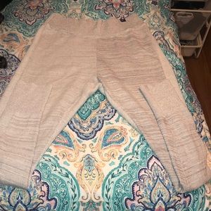 Gym shark leggings